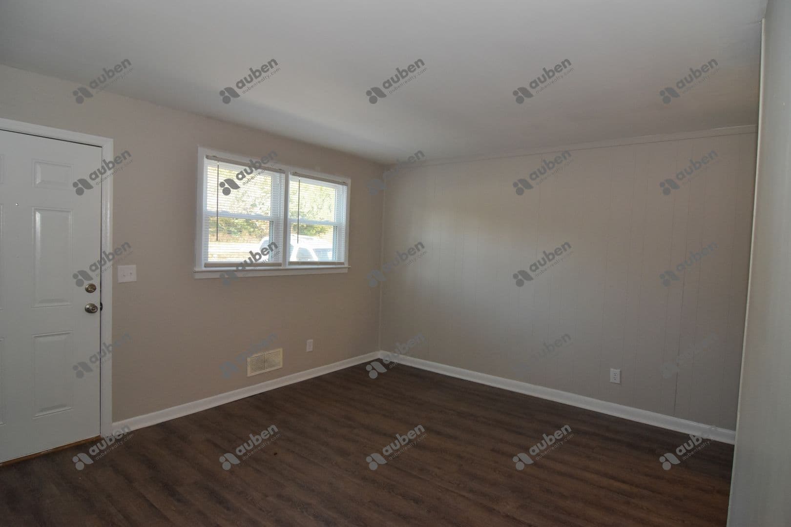 Augusta Apartment: 1600 Johns Rd