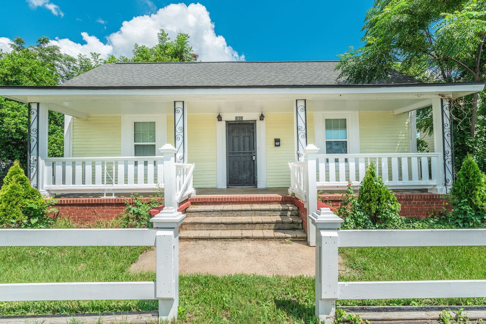 Augusta House: 1911 Battle Row