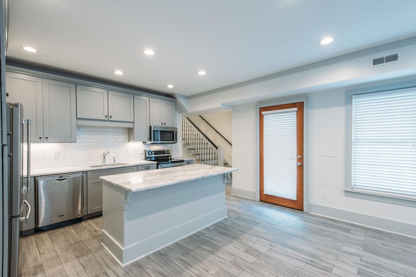 Charleston Apartment: 10 Orrs Court
