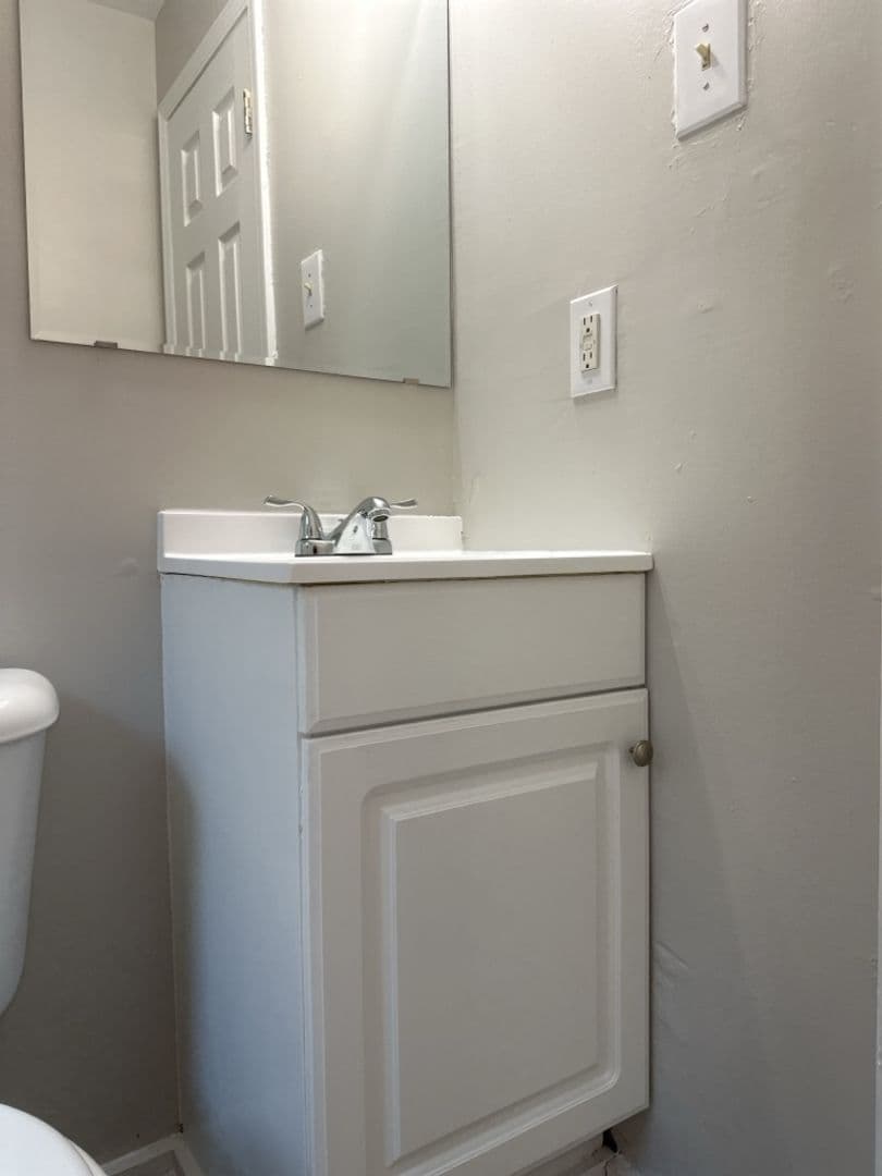 Augusta House: 2563 Lyman Street