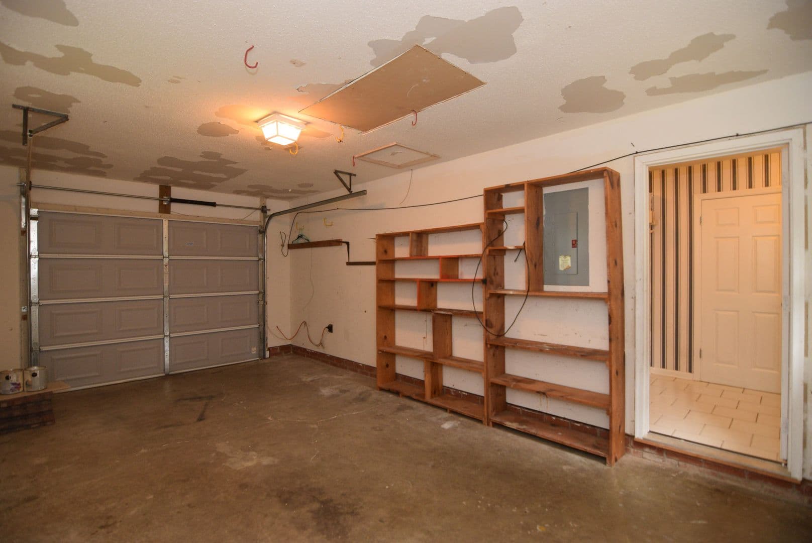 Evans House: 490 Pheasant Run Drive