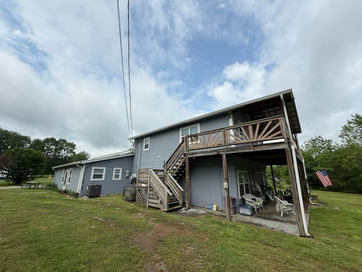 Chickamauga House: 6300-C W Hwy 136