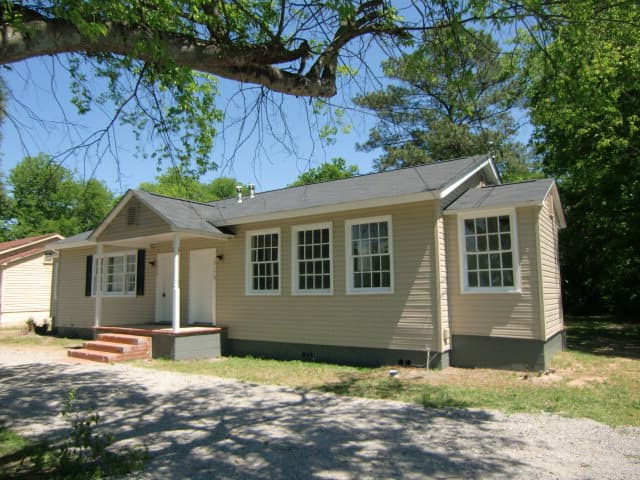 Augusta House: 1914 1/2 Kratha Drive
