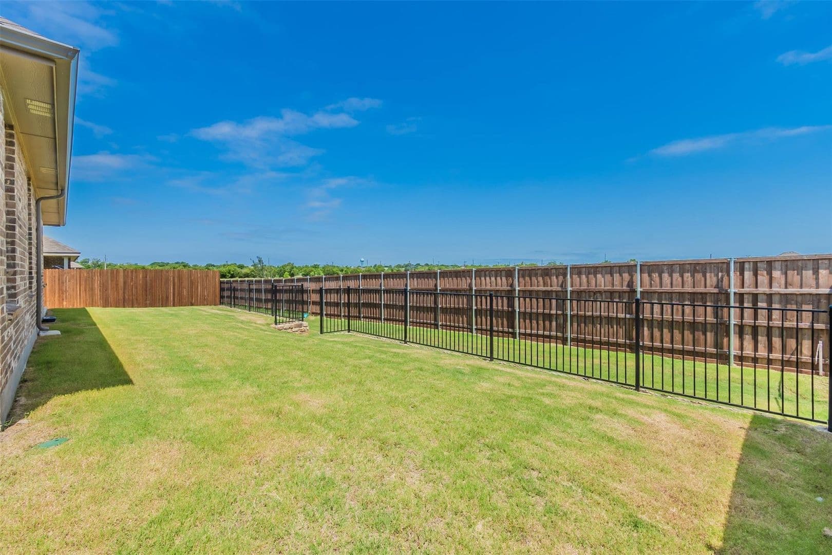 Krum House: 1343 Fox Hollow Road
