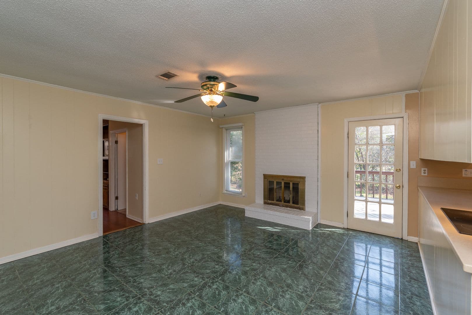 Augusta House: 1140 Brookwood Drive
