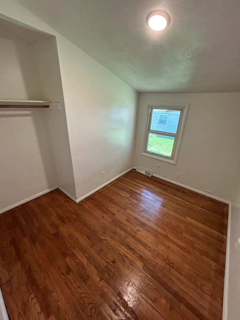 Kansas City House: 11301 Herrick Avenue