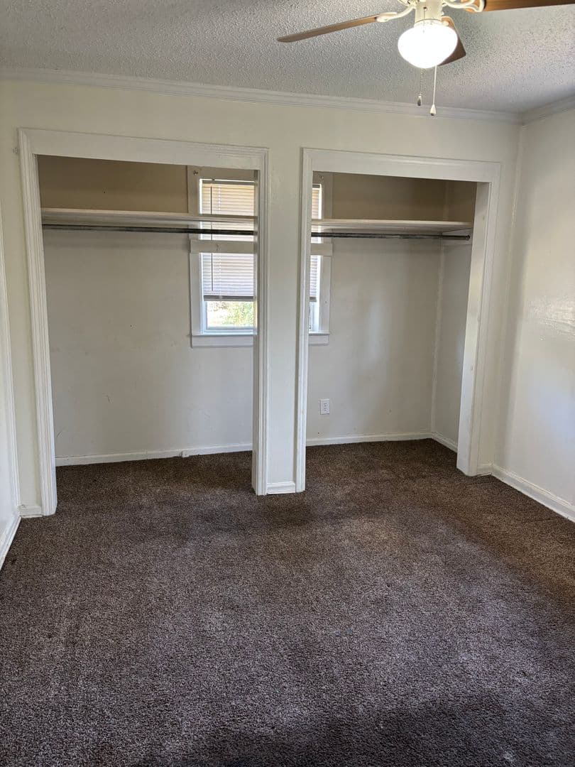 Augusta House: 2165 1/2 Telfair Street