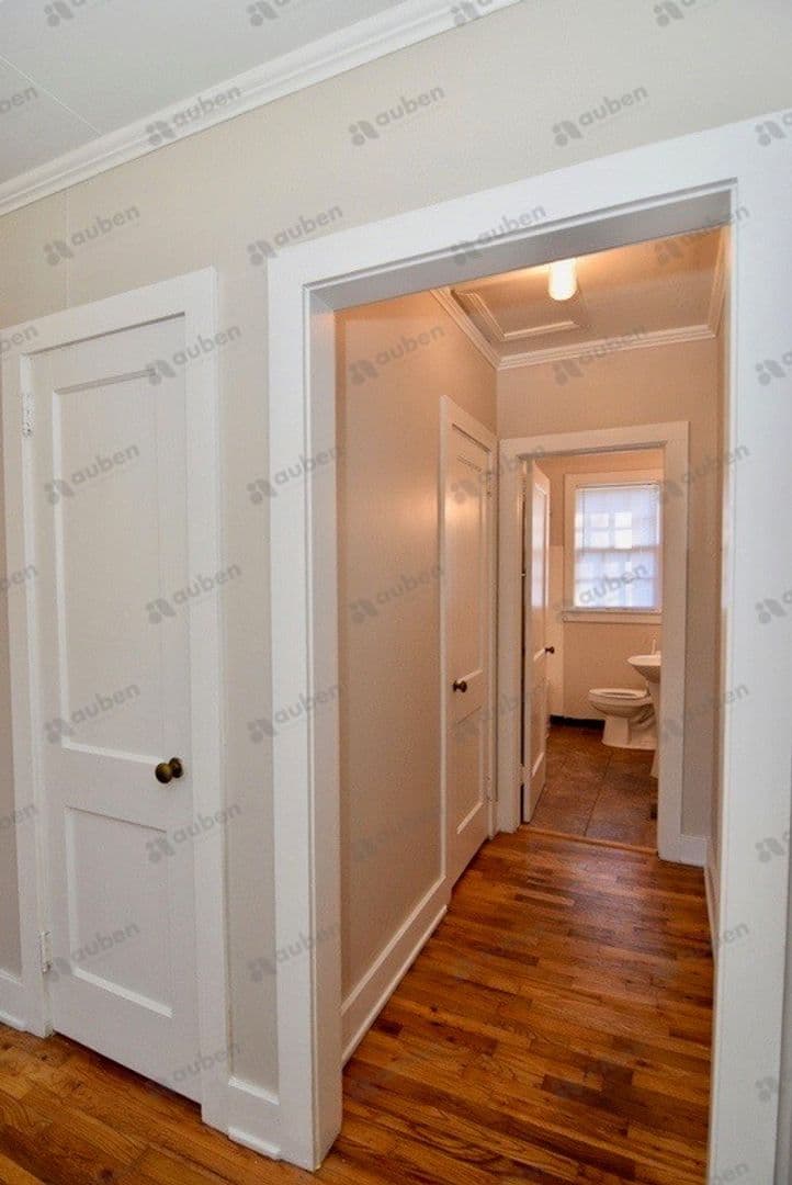 Augusta House: 512 Beaufort Drive