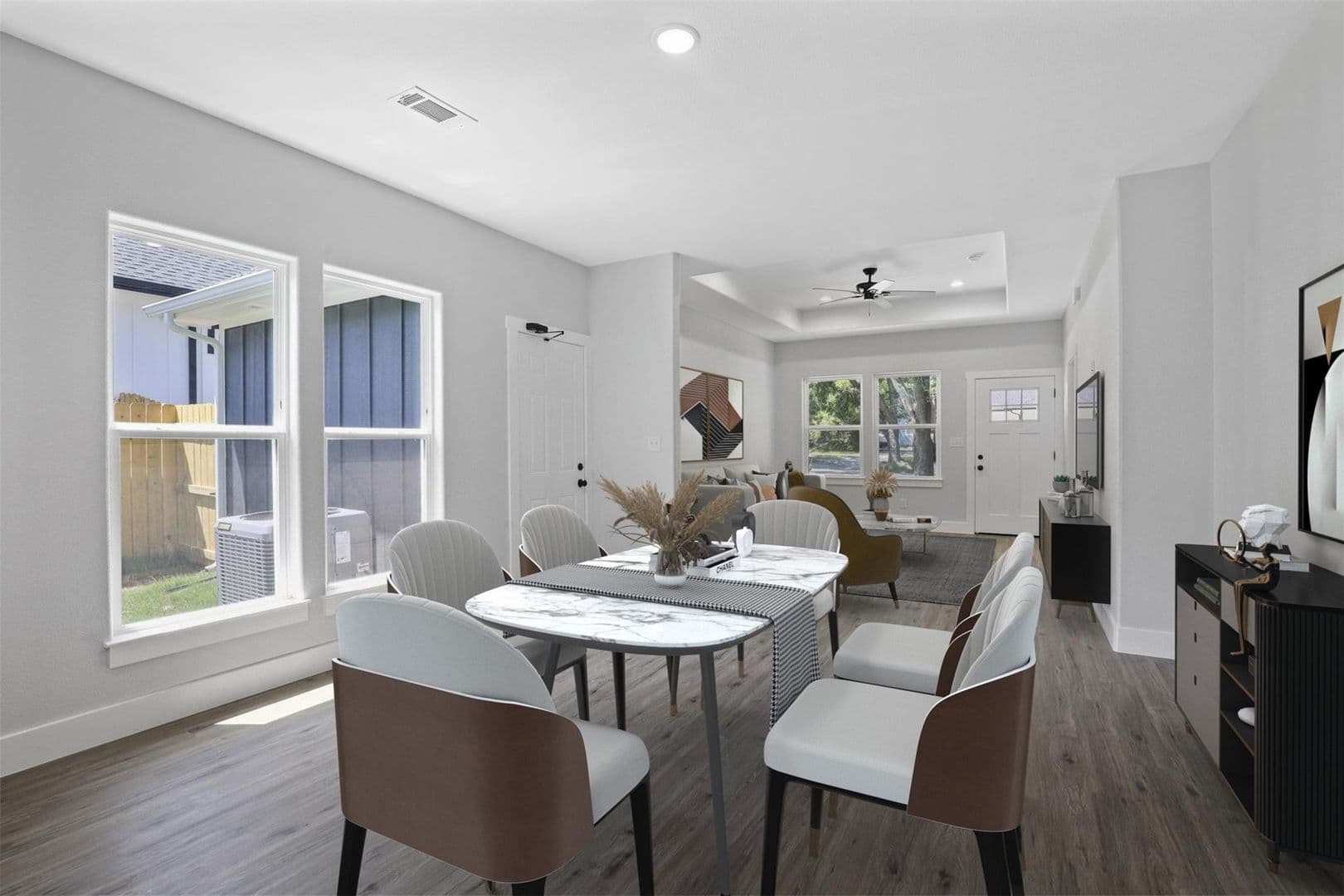 Denison House: 516 E Heron Street