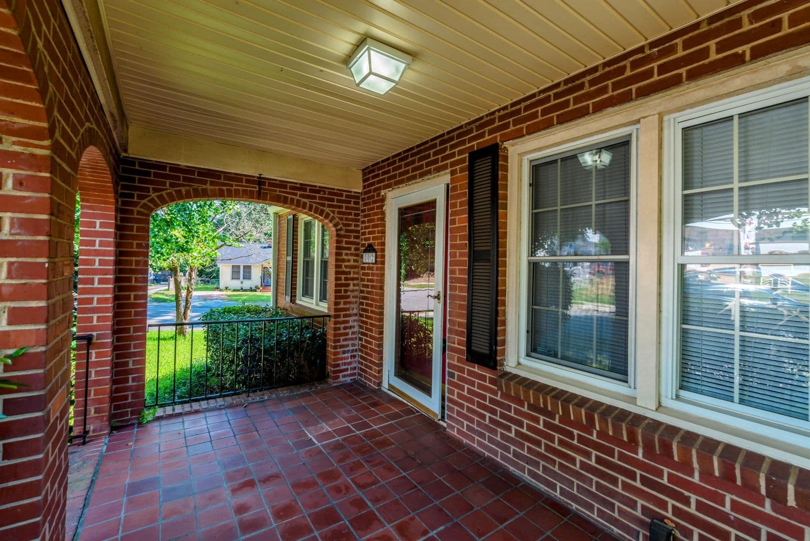 Augusta House: 802 Russell Street