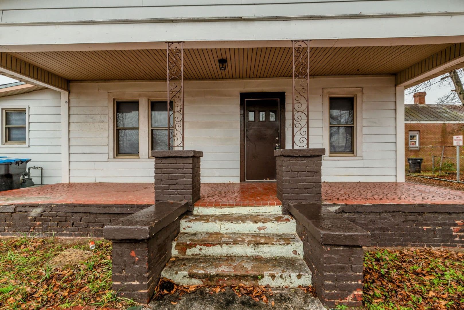 Augusta House: 151 Curry Street