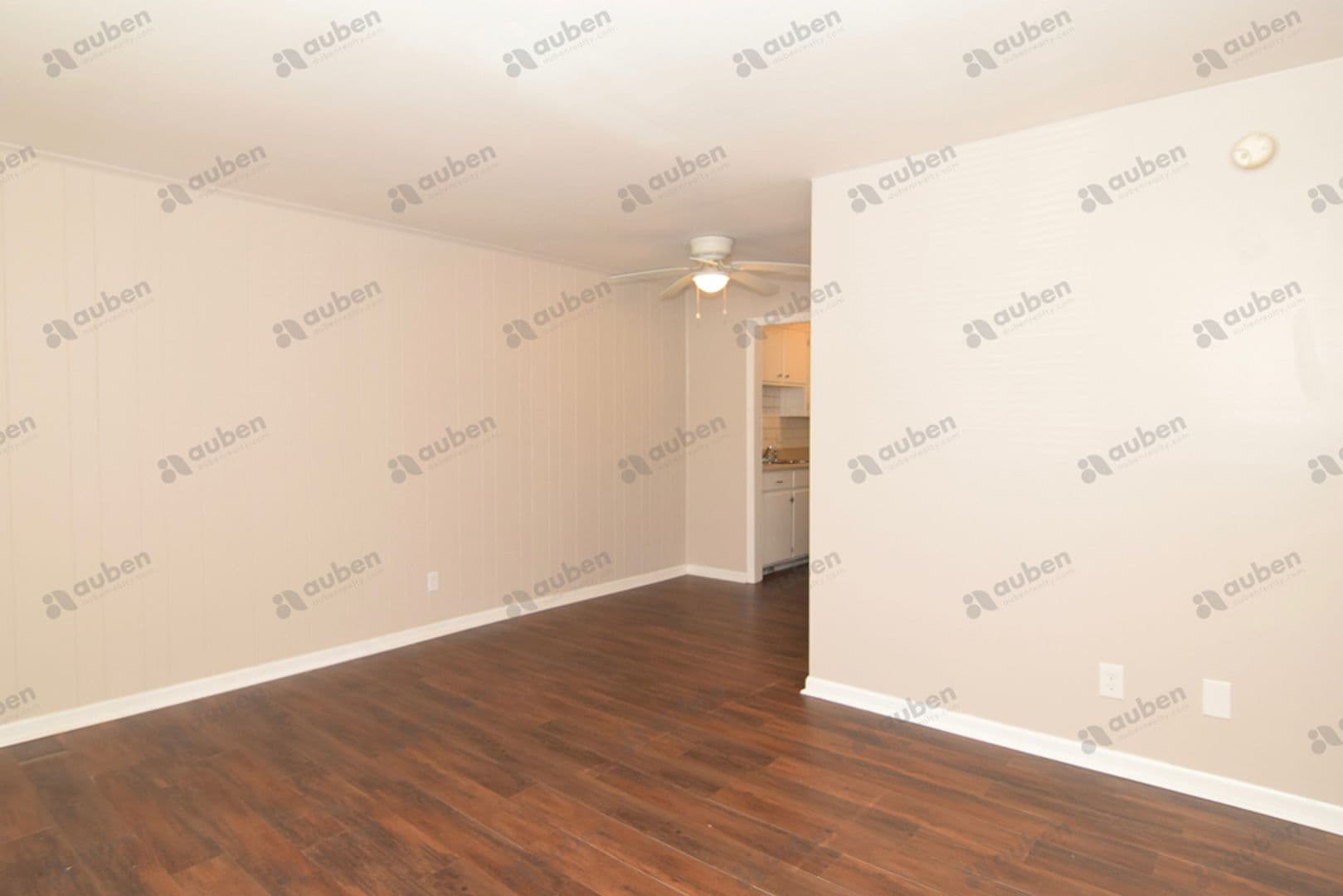 Augusta Apartment: 1600 Johns Rd