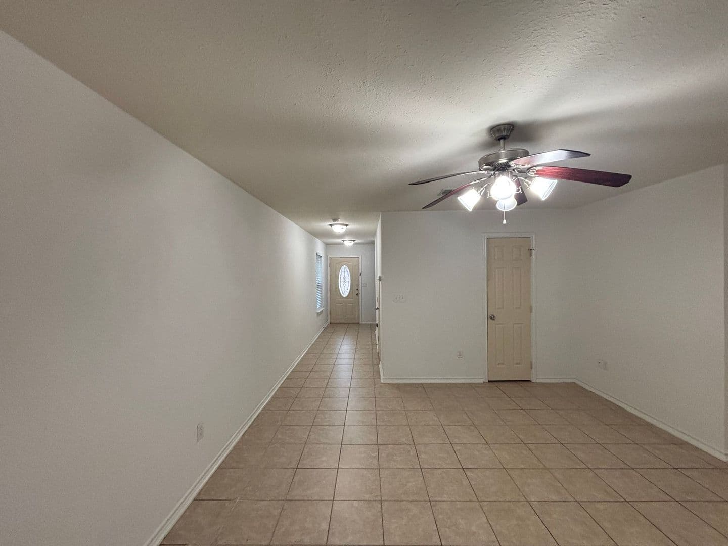 Princeton House: 909 Parkplace Ridge