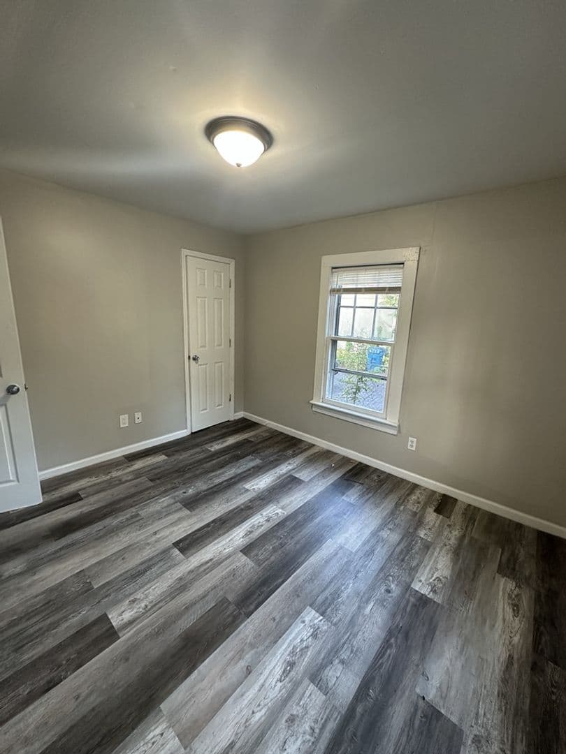 Rossville House: 304 James Street
