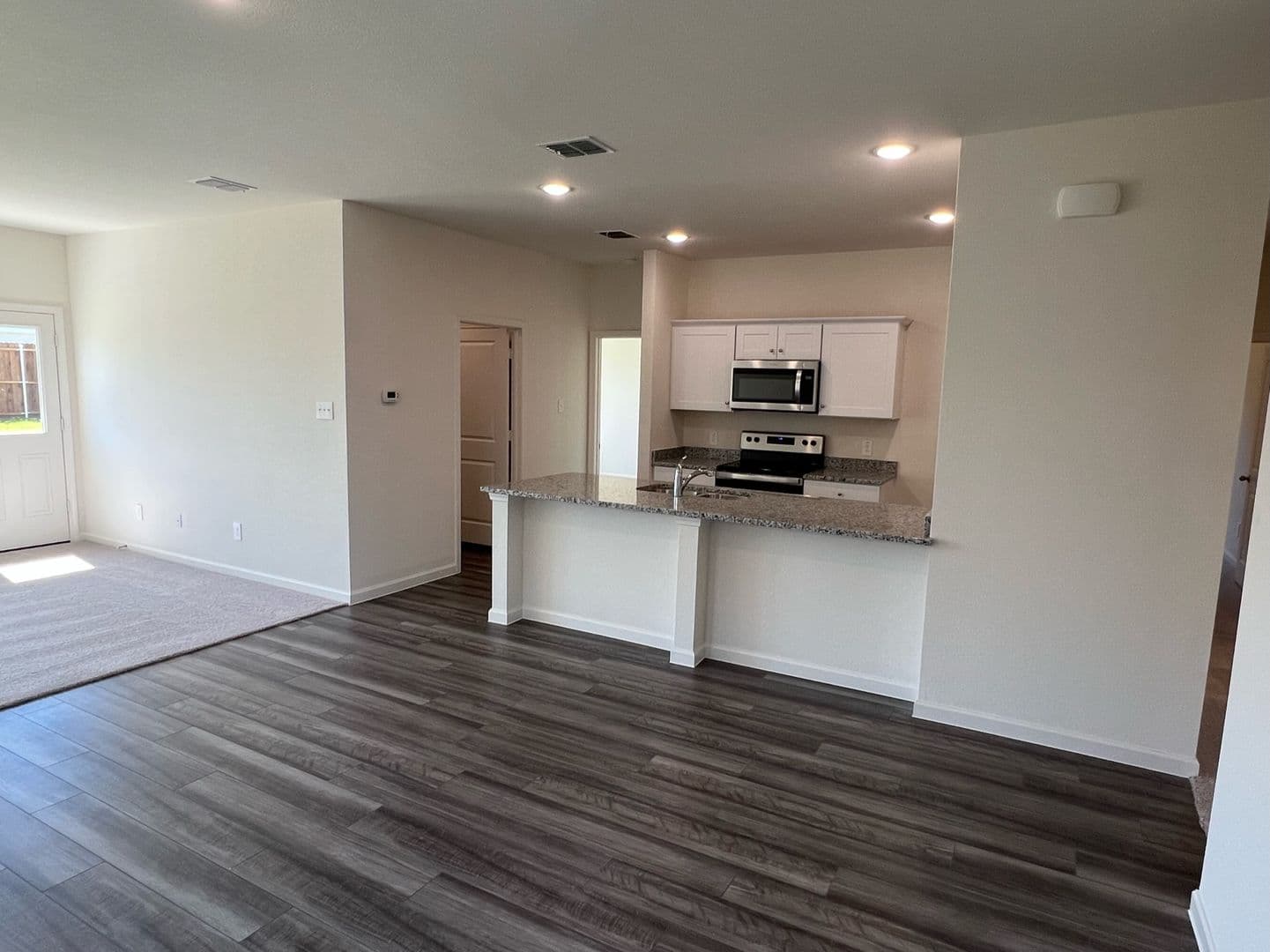 Lavon House: 752 Richmond Drive