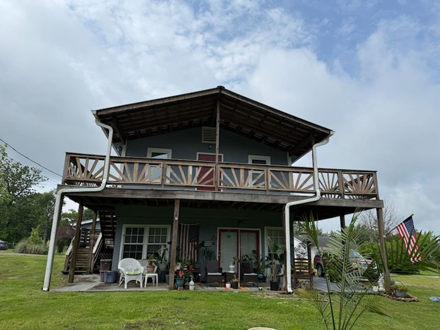 Chickamauga House: 6300-C W Hwy 136