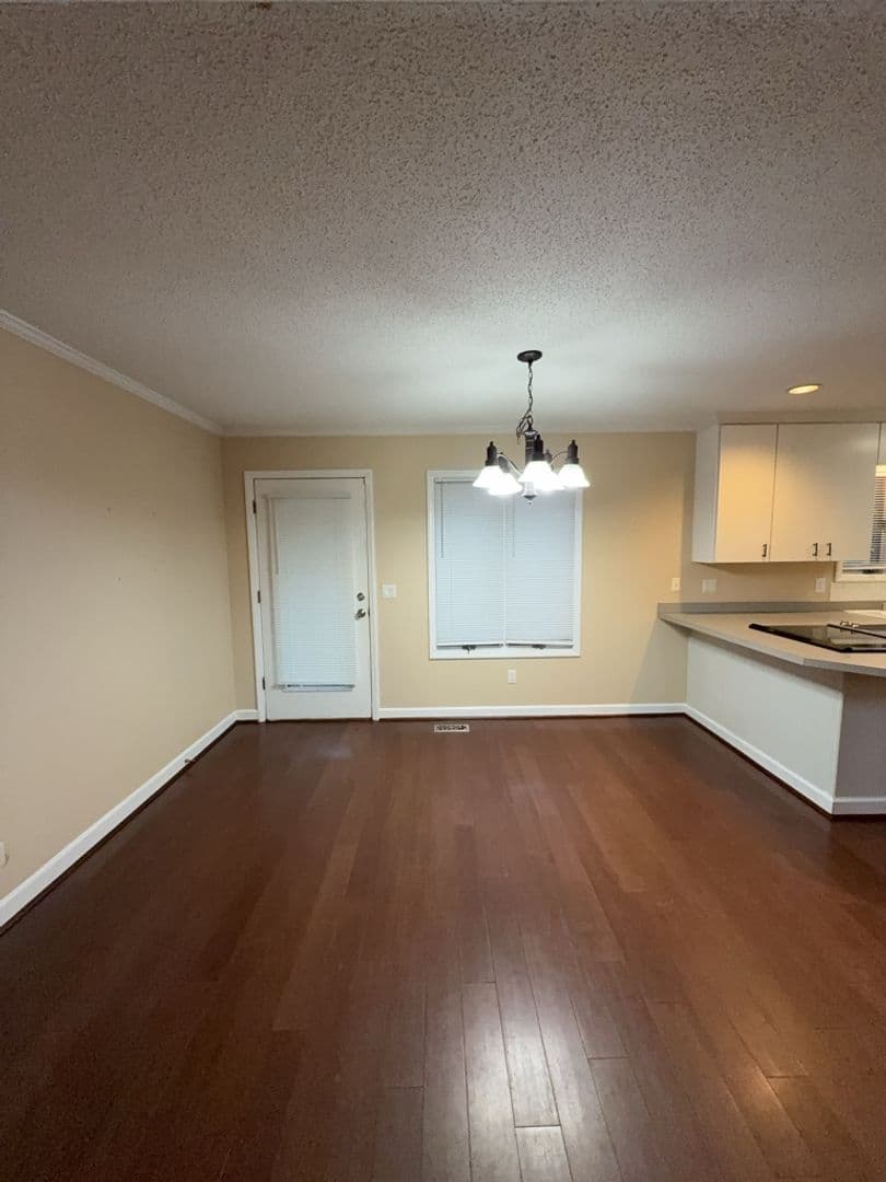 Irmo House: 108 Riverwalk Ct