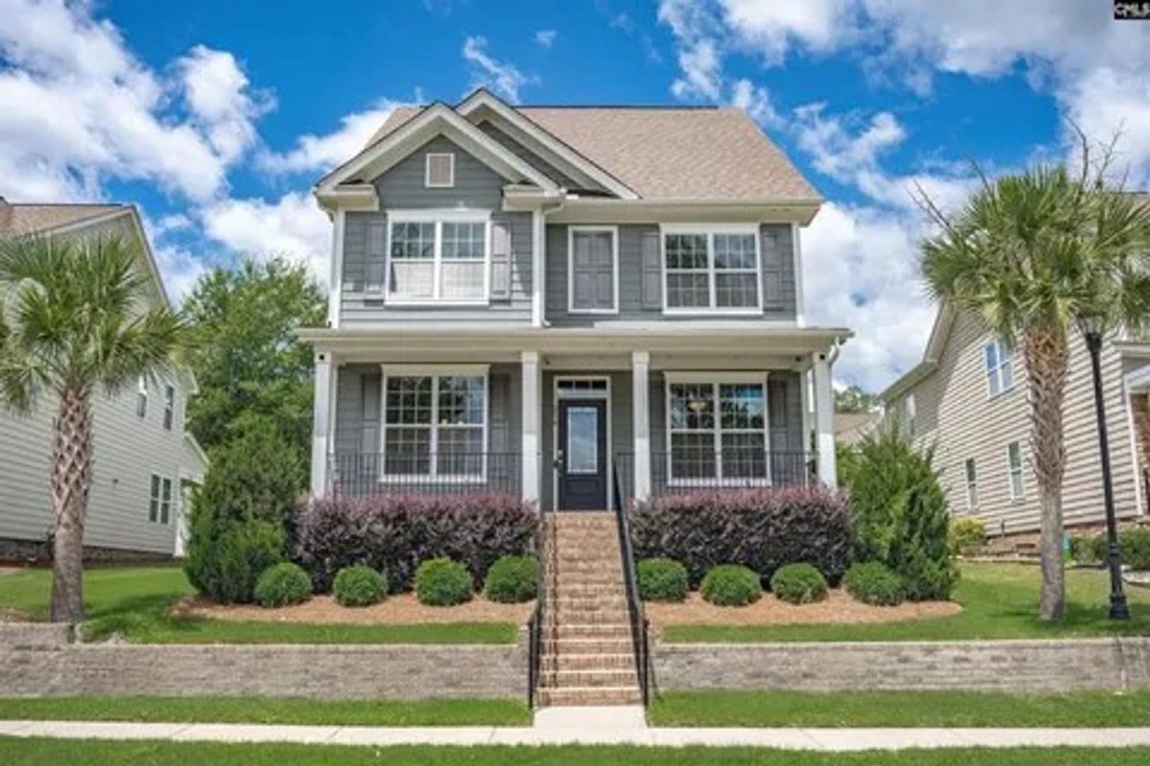 Elgin House: 234 Thacher Loop