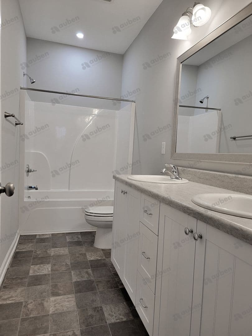 Grovetown House: 321 Koweta Way