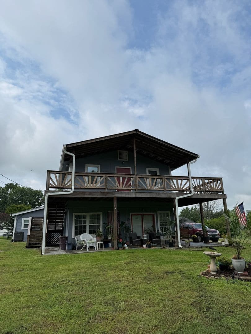 Chickamauga House: 6300-C W Hwy 136