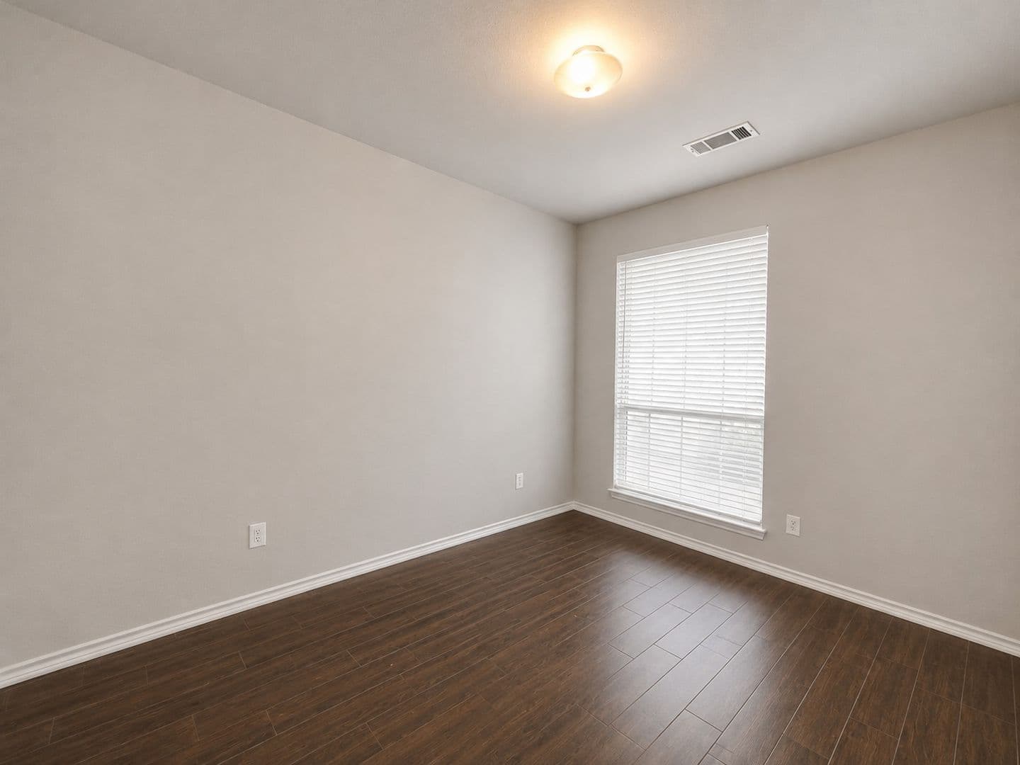 Fort Worth House: 10973 Hawks Landing Road