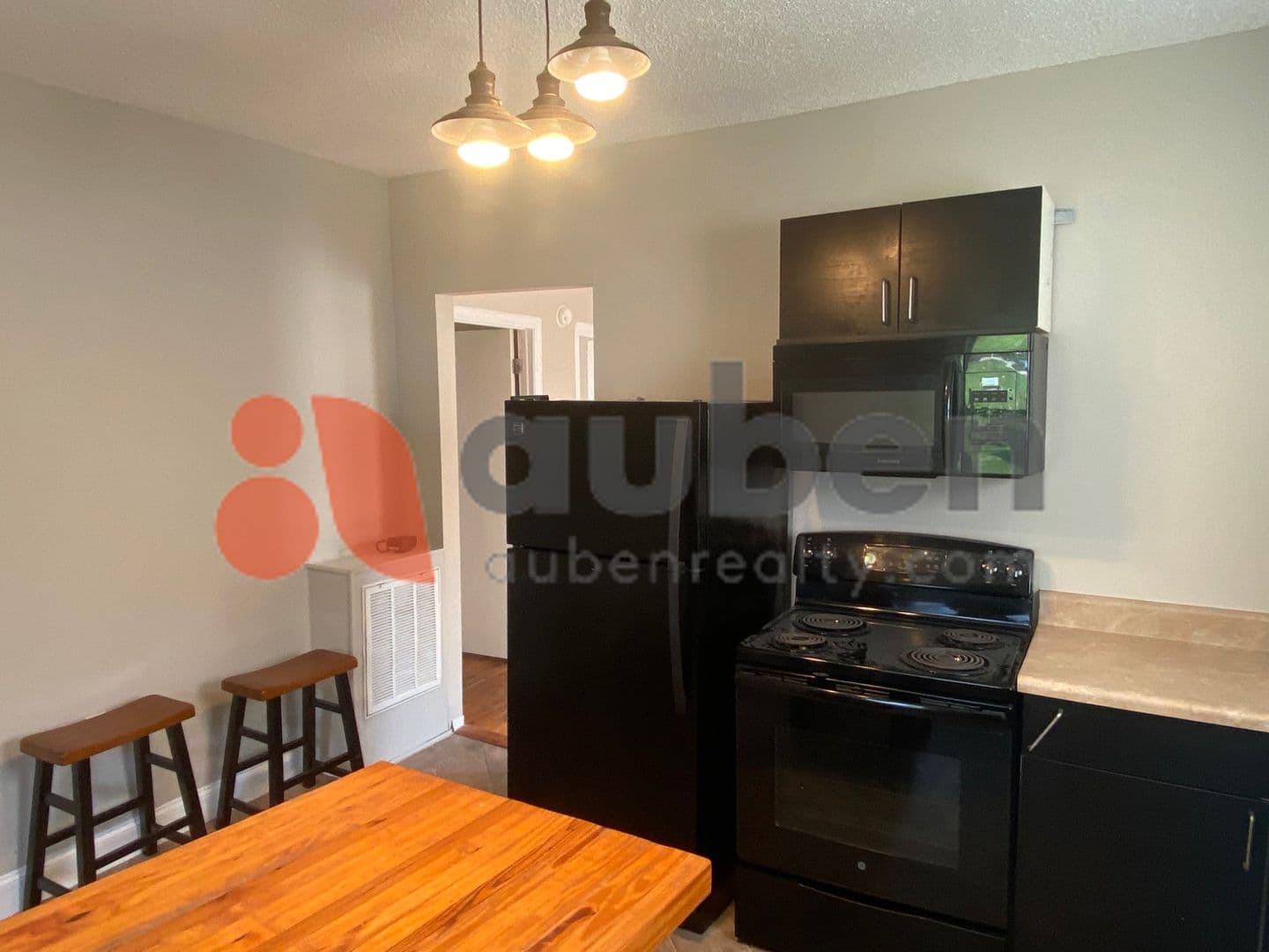 Chattanooga House: 316 Stringer St