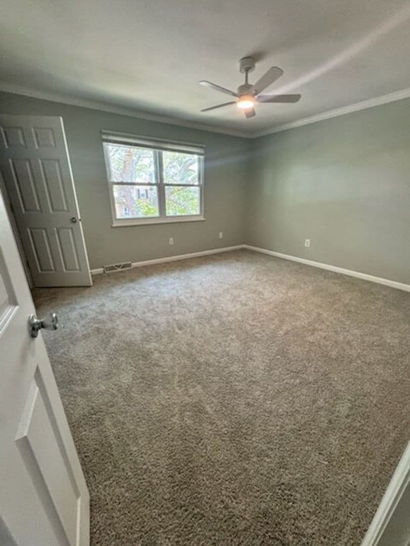 Mount Pleasent House: 730 Harbor Lane
