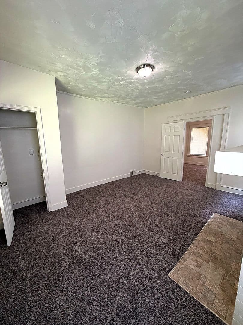 Kansas City Apartment: 3409 Benton Blvd