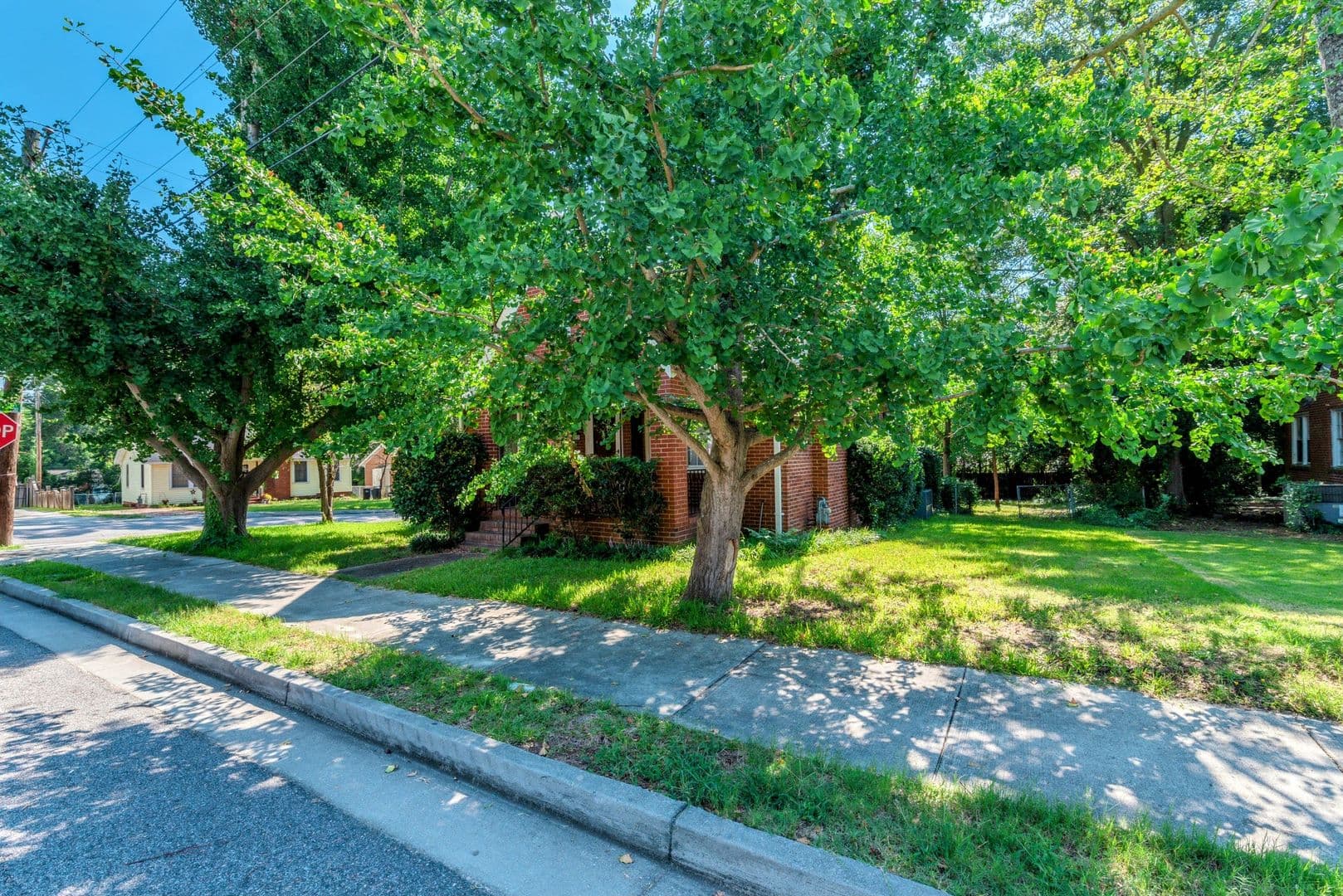 Augusta House: 802 Russell Street