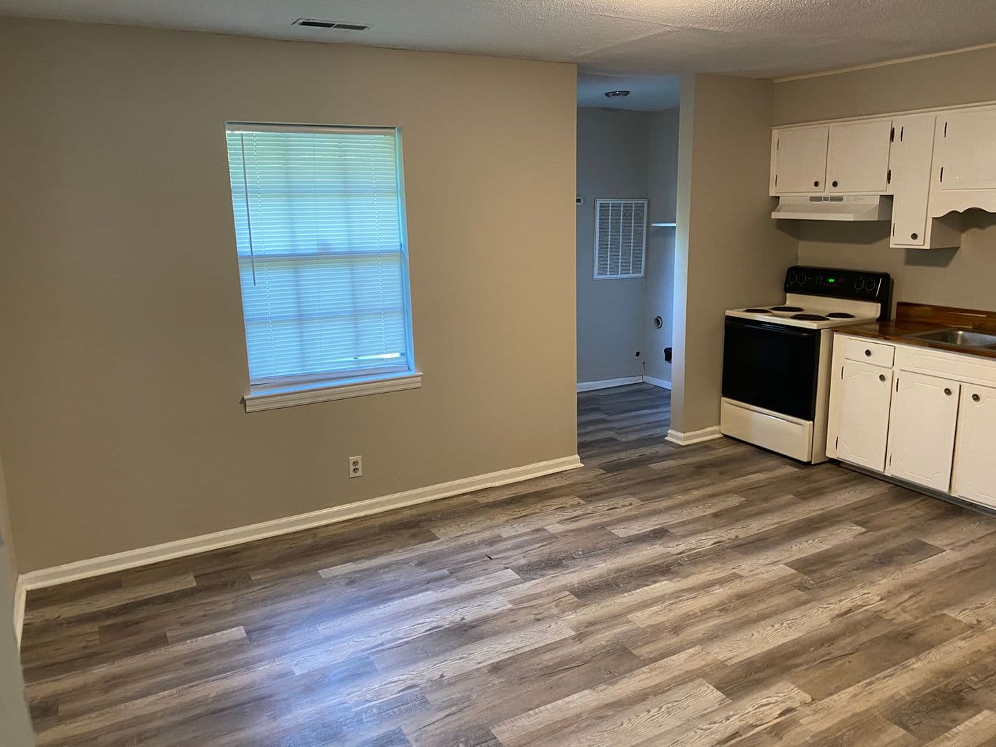 Chattanooga House: 4201 Davis Lane