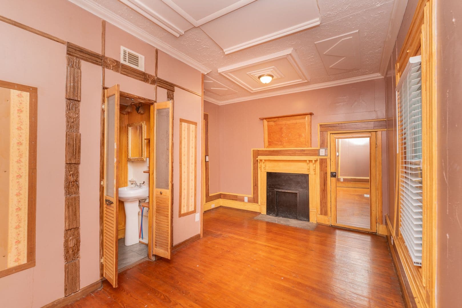 Augusta House: 1911 Battle Row