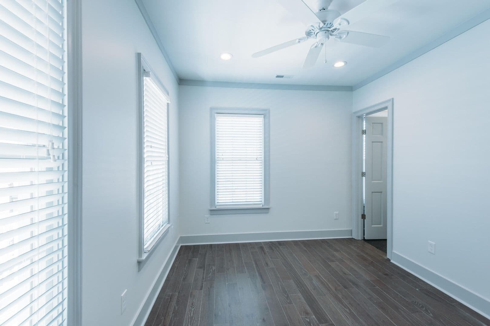 Charleston Apartment: 10 Orrs Court