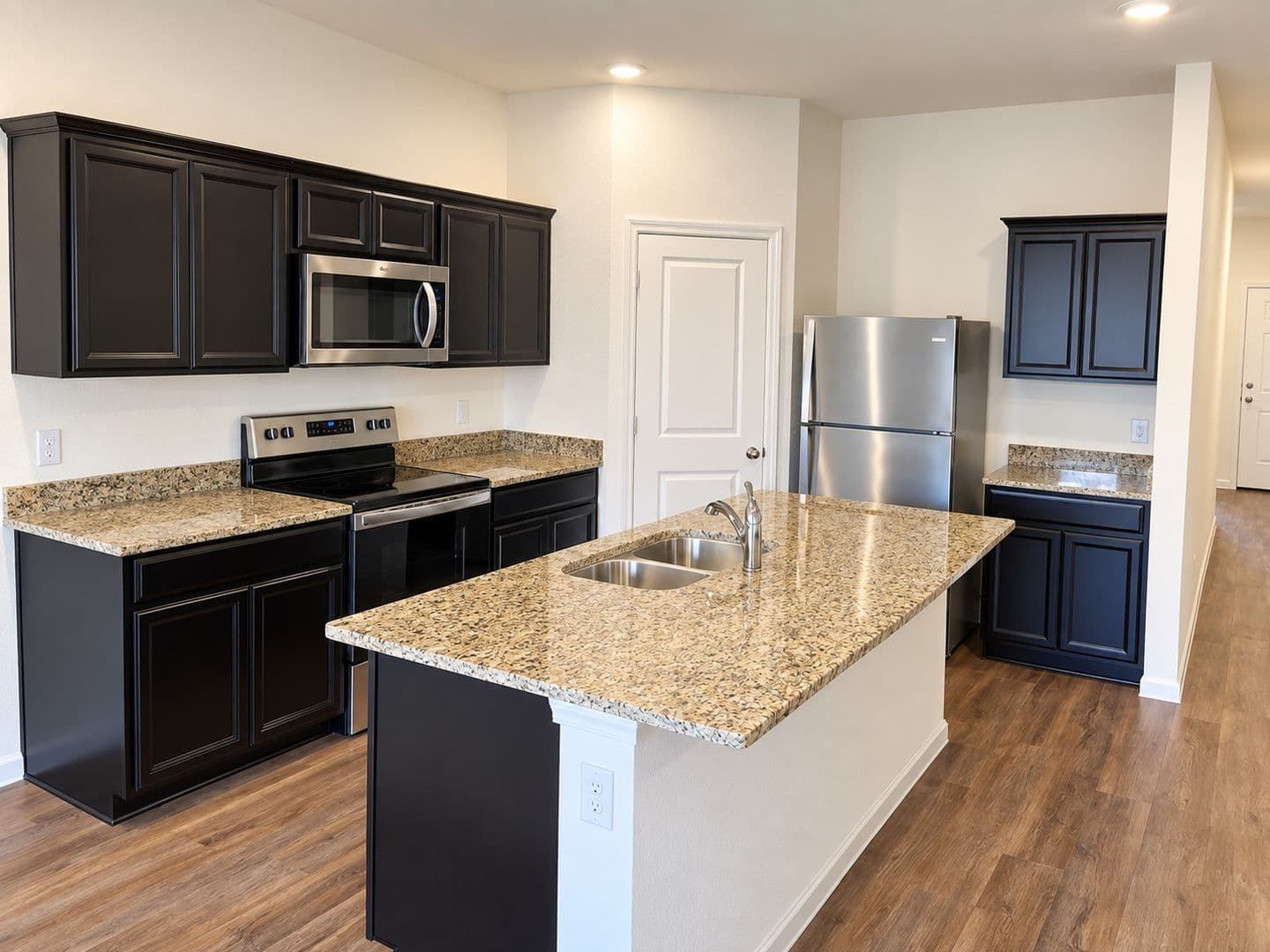 Fort Worth House: 6525 Trident Court