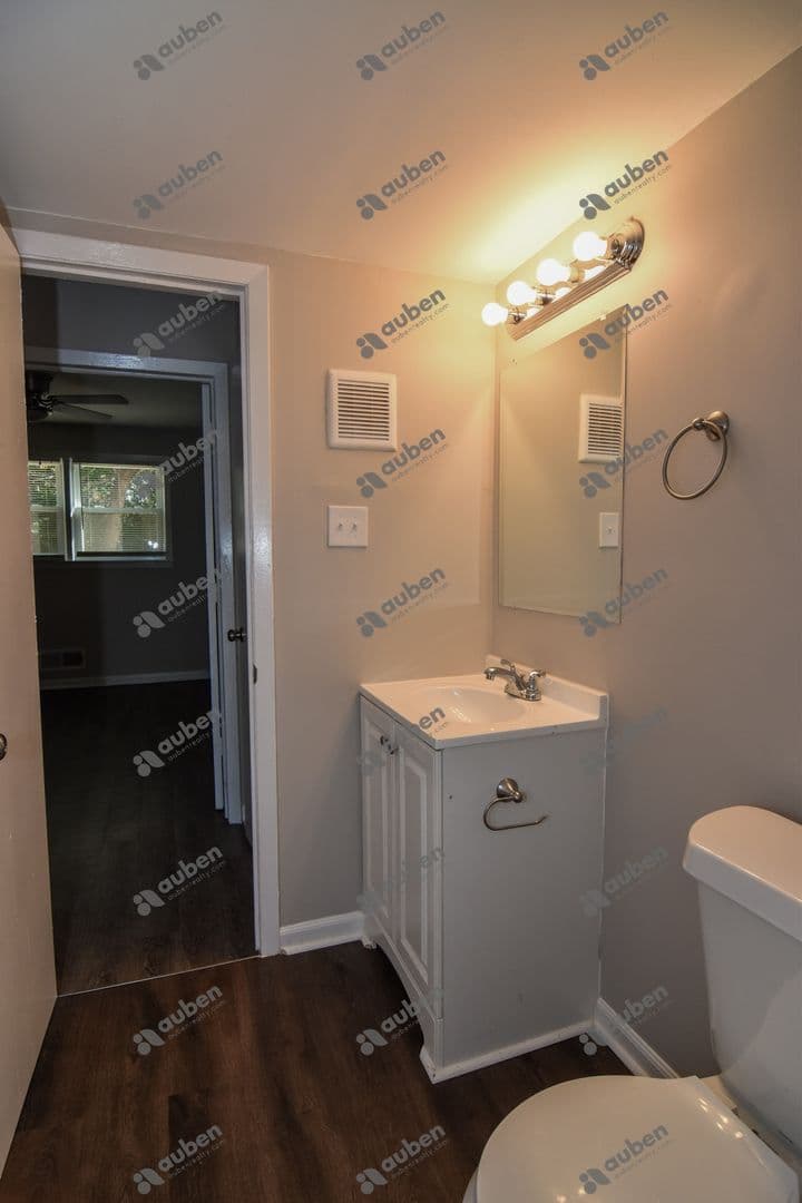 Augusta Apartment: 1600 Johns Rd