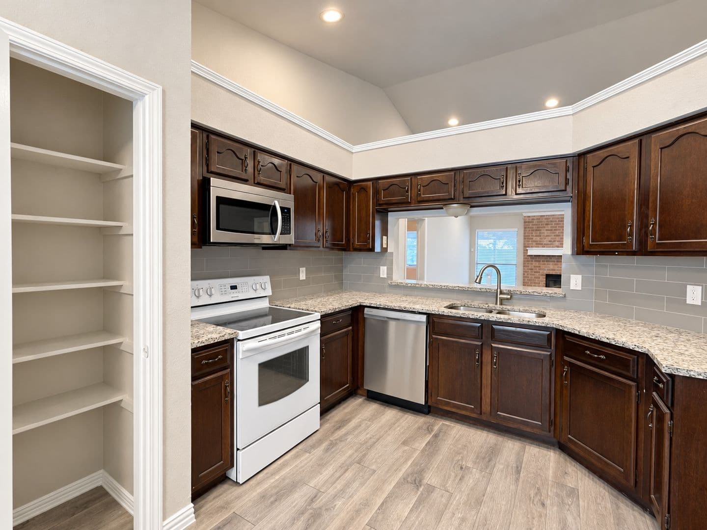 Duncanville House: 1038 Cedar Run Drive