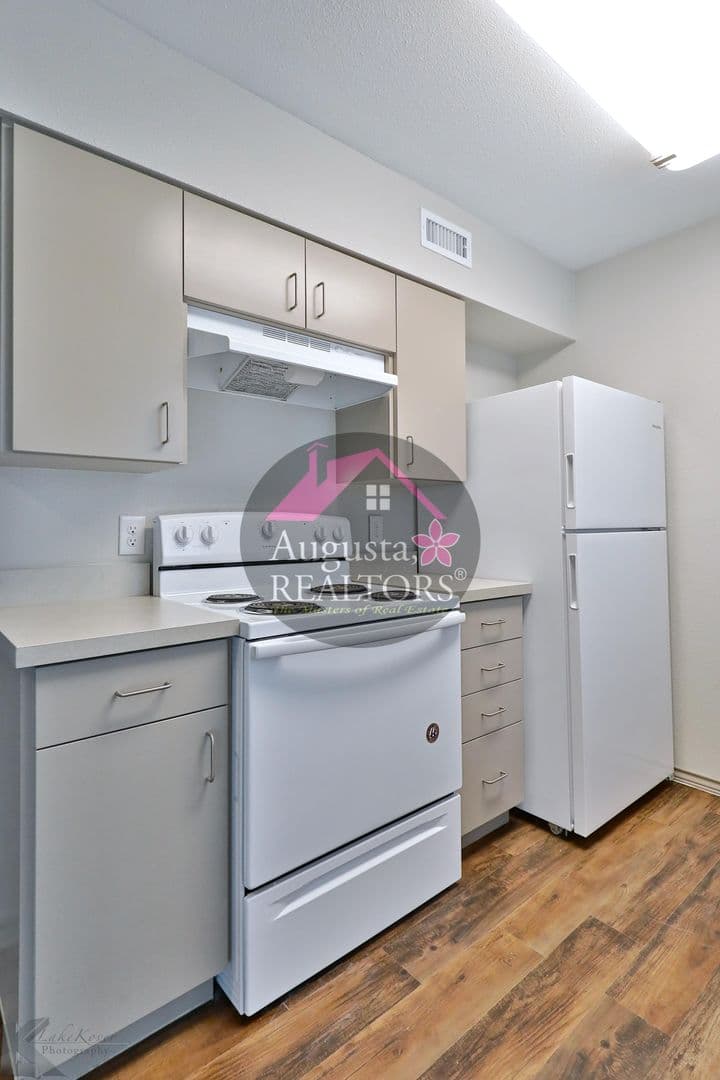 Abilene Apartment: 2800 Sayles - 07 A
