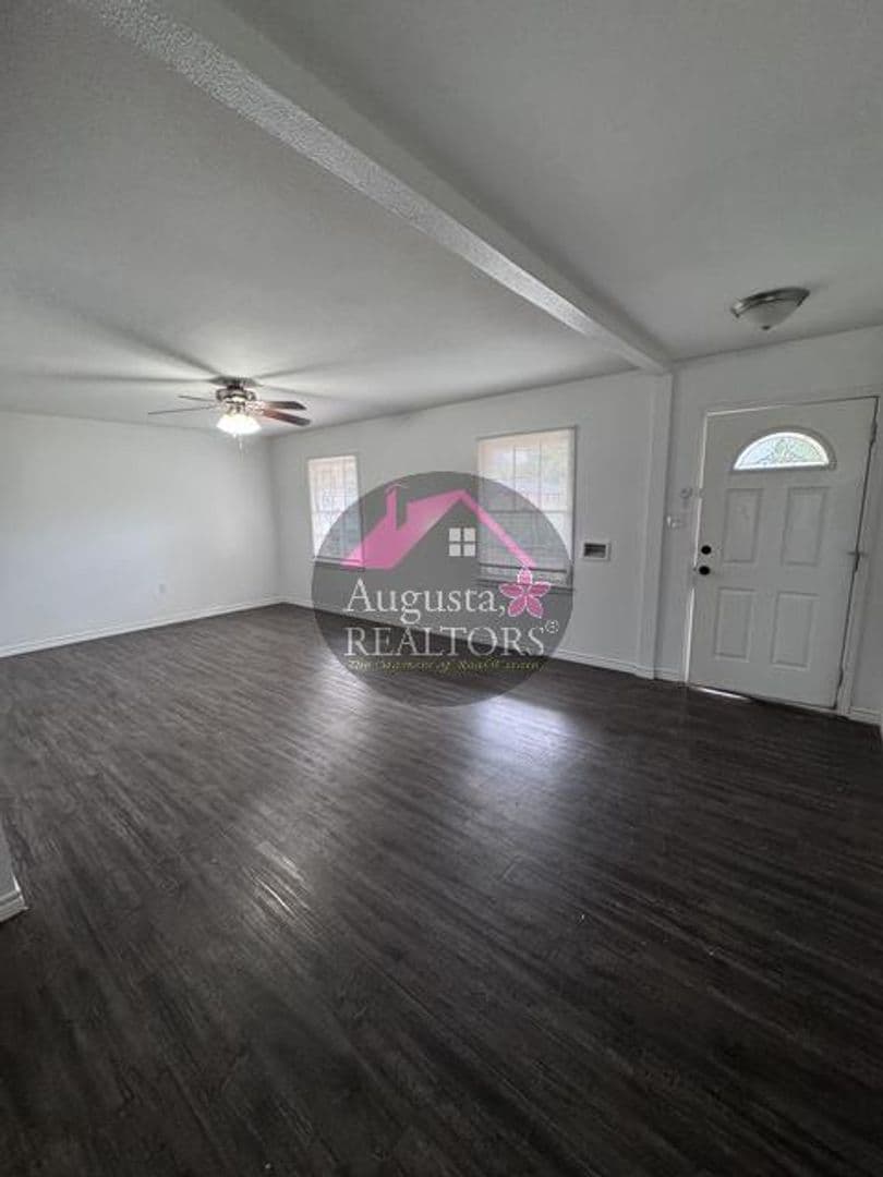 Abilene House: 2626 Garfield Avenue
