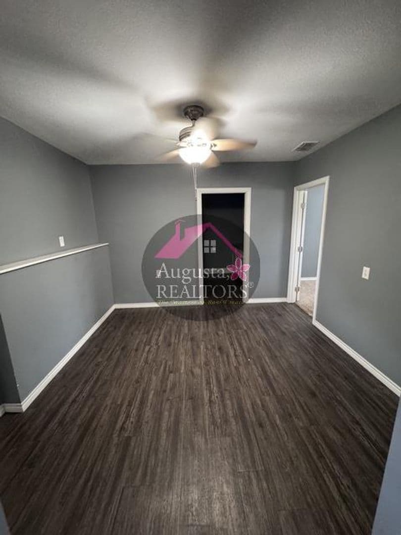 Abilene House: 2626 Garfield Avenue