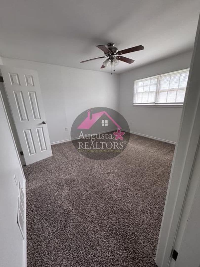 Abilene House: 2626 Garfield Avenue