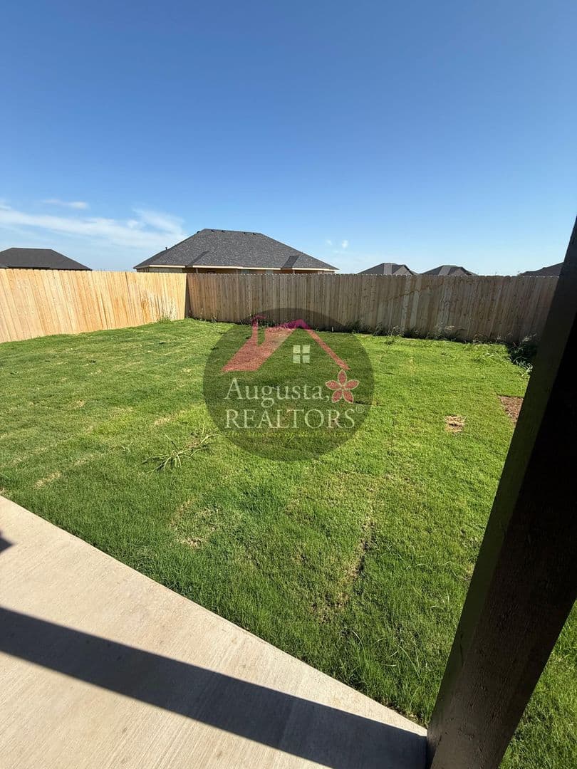 Abilene Apartment: 316/320 Woodstock