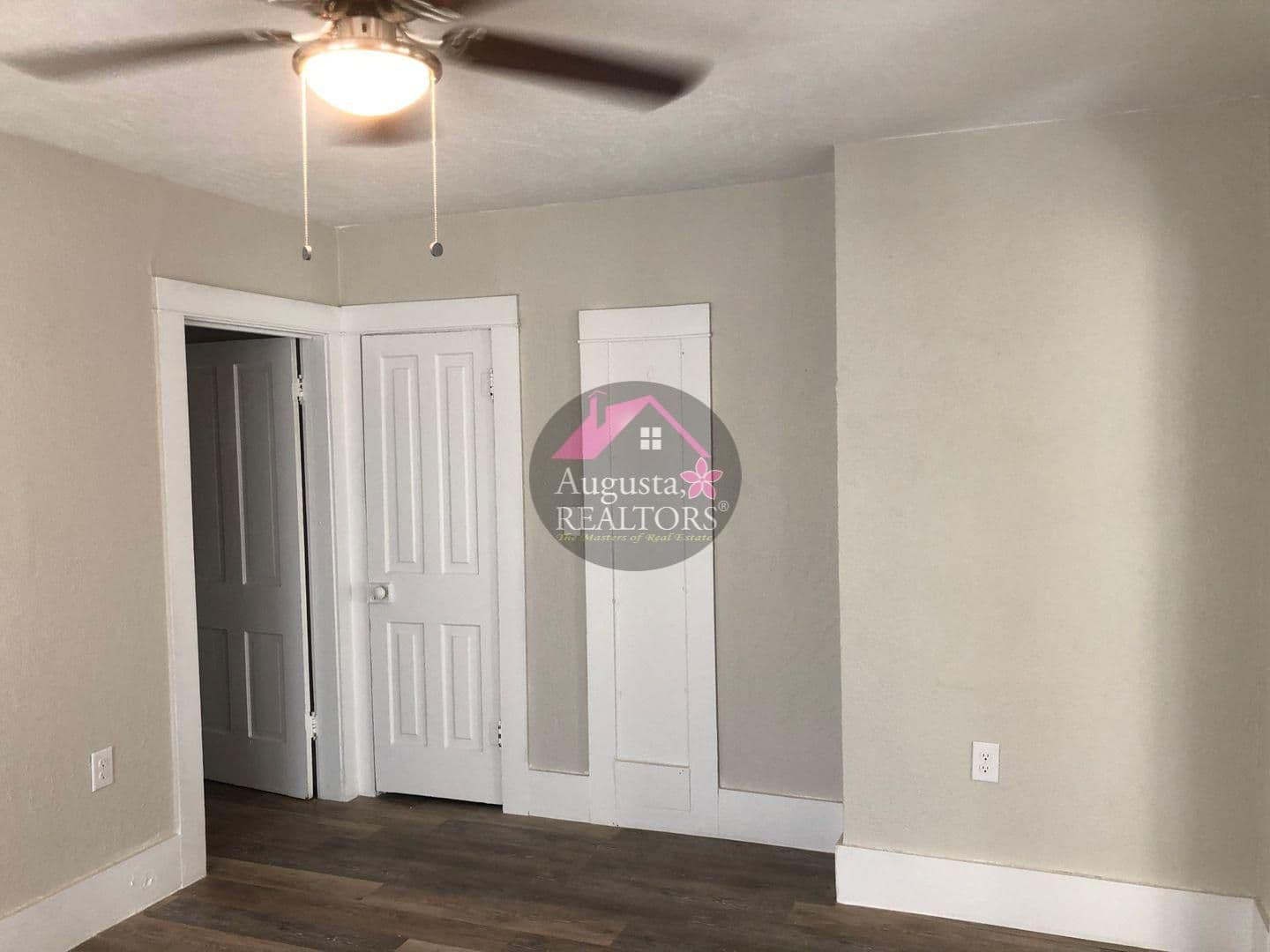 Coleman Apartment: 502 Cottonwood St.