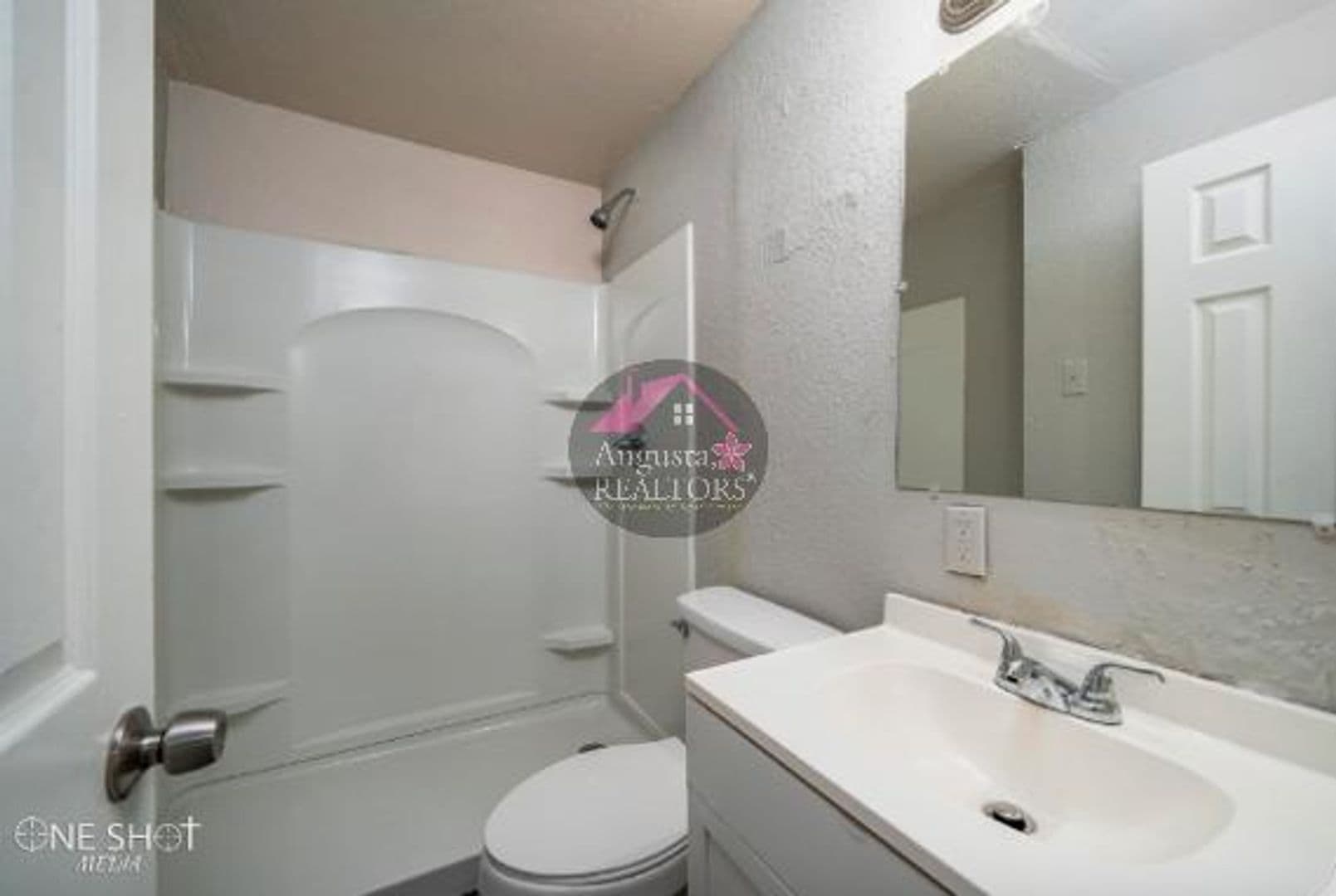Abilene Apartment: 526 EN 7th