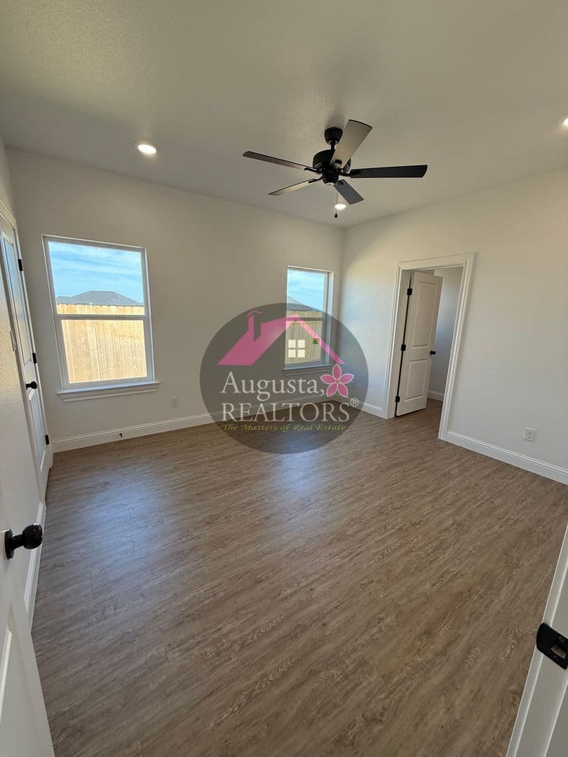 Abilene Apartment: 316/320 Woodstock