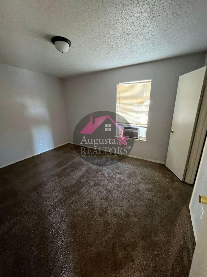 Abilene Apartment: 2410 N Willis