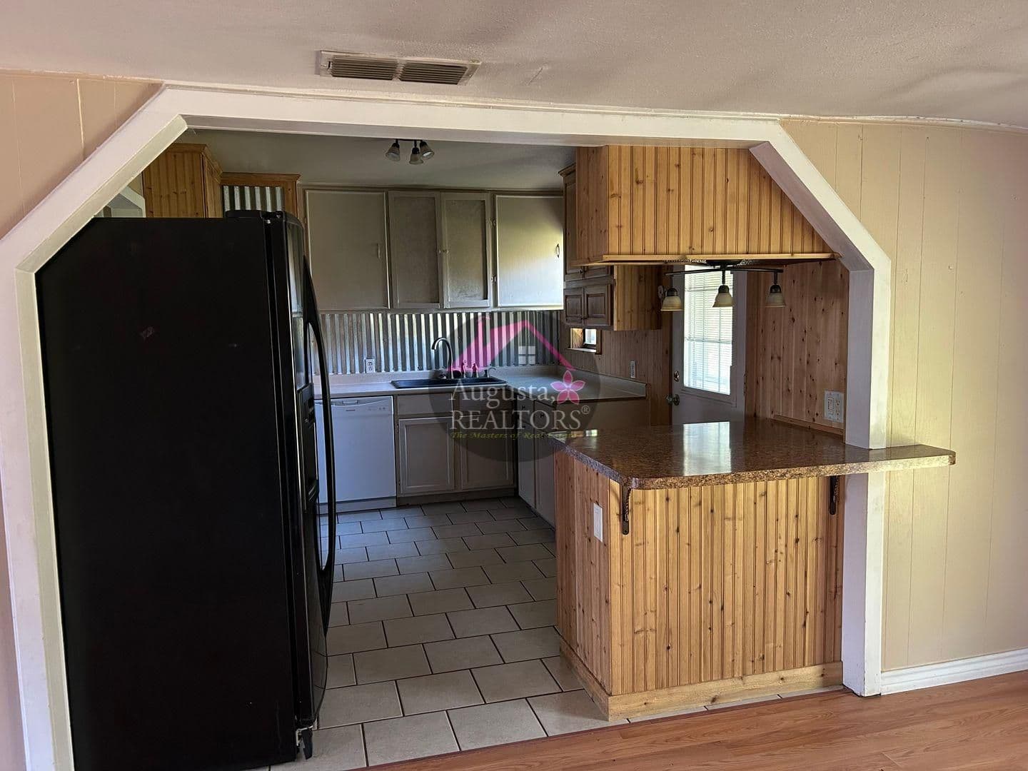 Abilene House: 2210 Vine