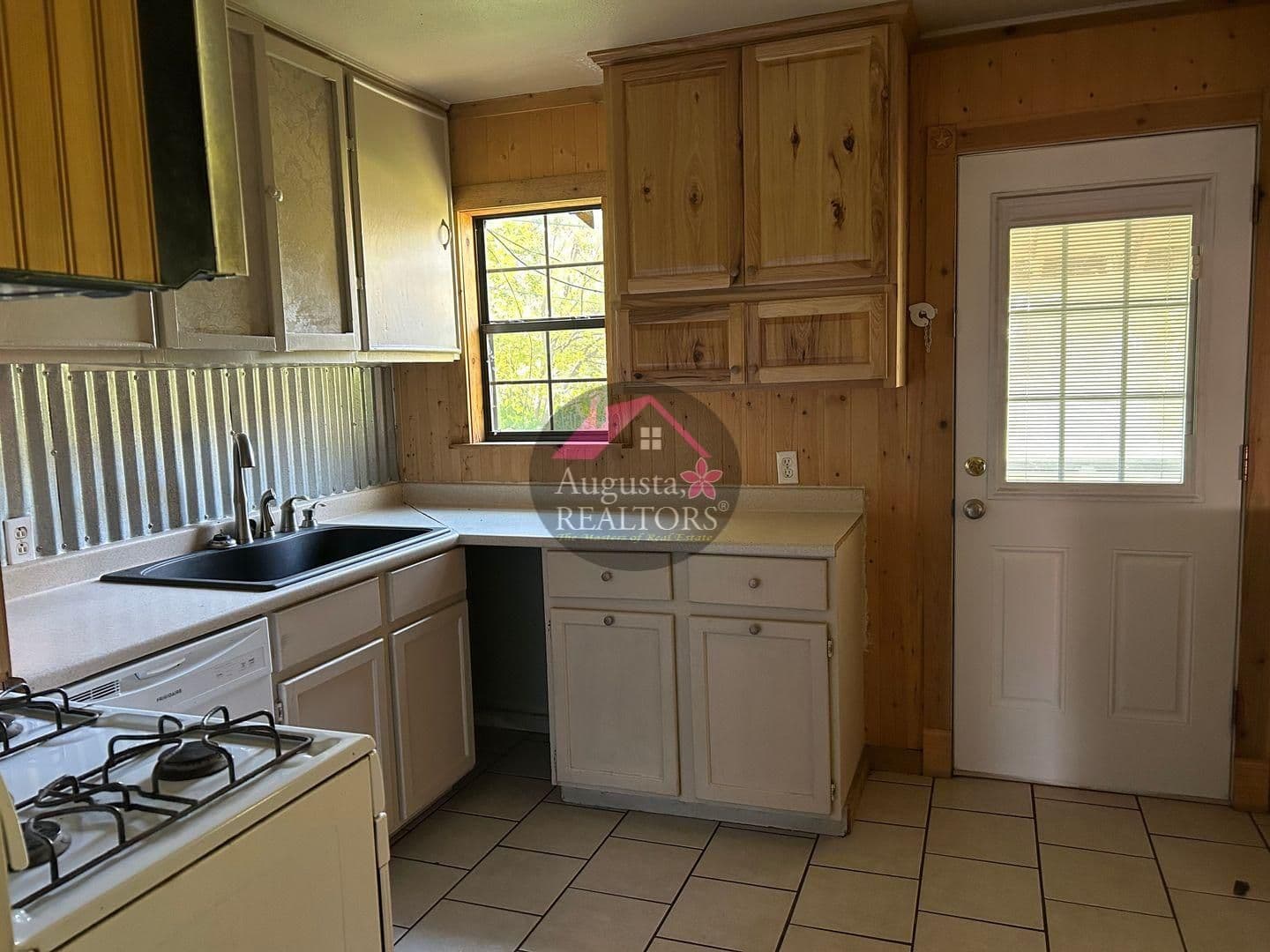 Abilene House: 2210 Vine