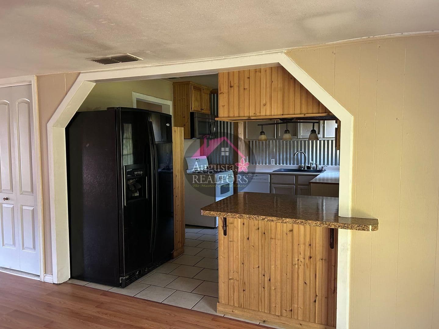 Abilene House: 2210 Vine