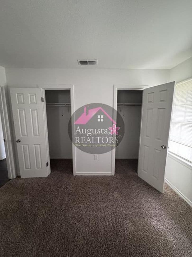 Abilene House: 2626 Garfield Avenue