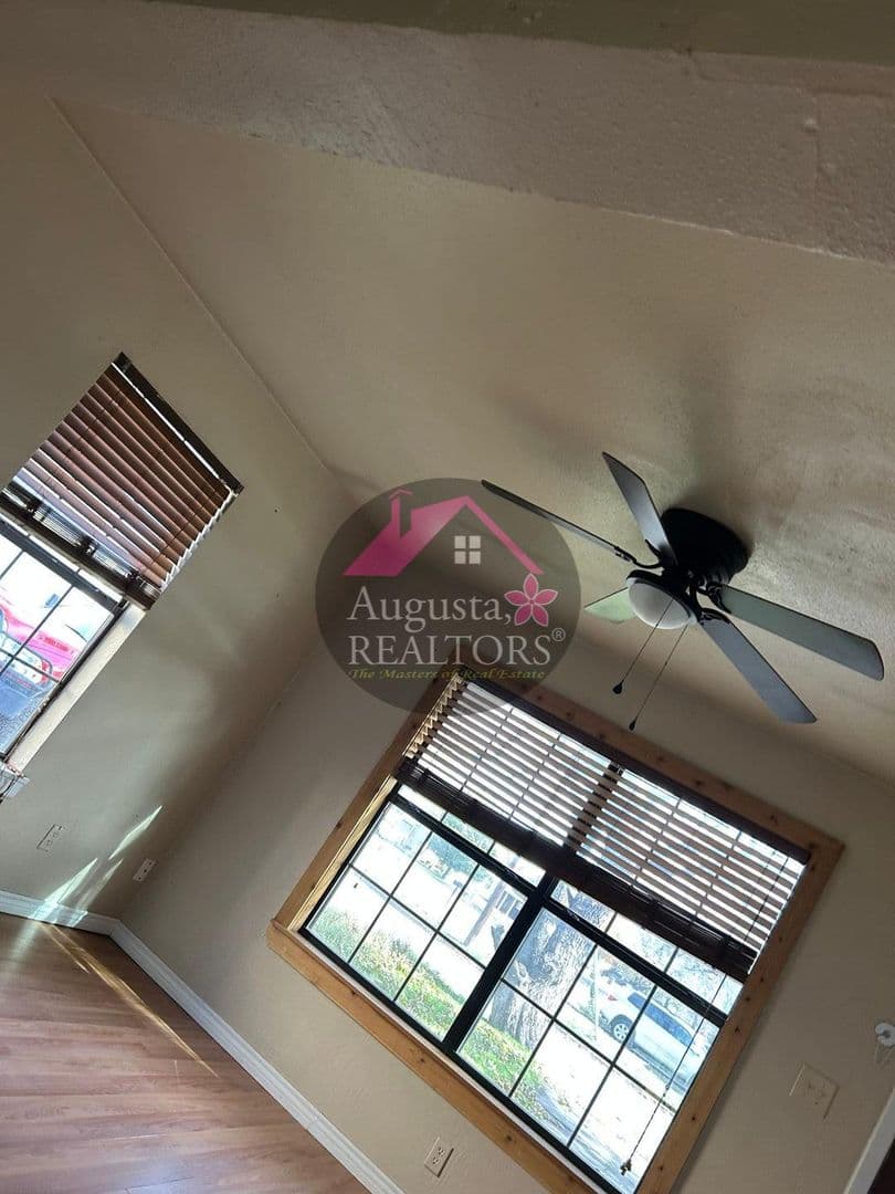 Abilene House: 2210 Vine