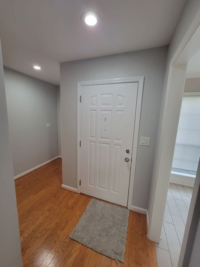 Augusta House: 2910 Pointewest Dr